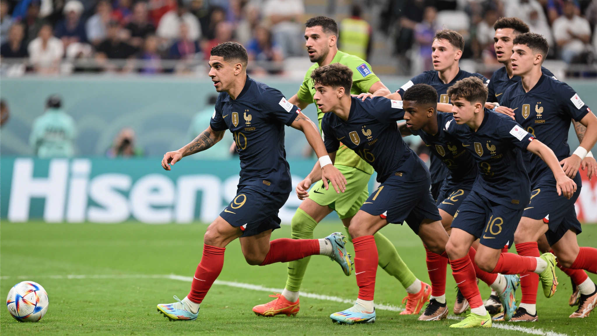 欧冠表现解析:巴黎国米领衔,巴萨枪手表现优异 欧冠表现解析:巴黎国米领衔,巴萨枪手表现优异